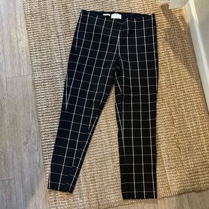 Elle Black and White Plaid Skinny Ankle Pants